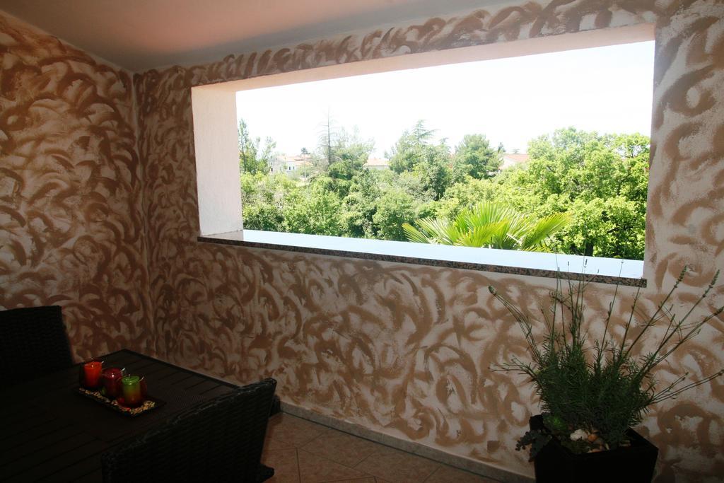 Korsa Apartment Sveti Lovreč Pazenatički Exterior foto